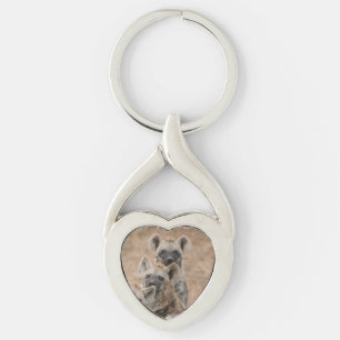 hyena-5.jpg twisted heart silverfärgad nyckelring