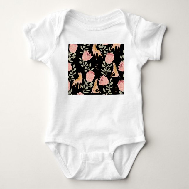 Hyena & Protea: Black Background Seamless T Shirt (Framsida)