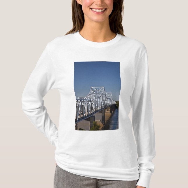 I-20 Highway bridge över Mississippi River Tee Shirt (Framsida)