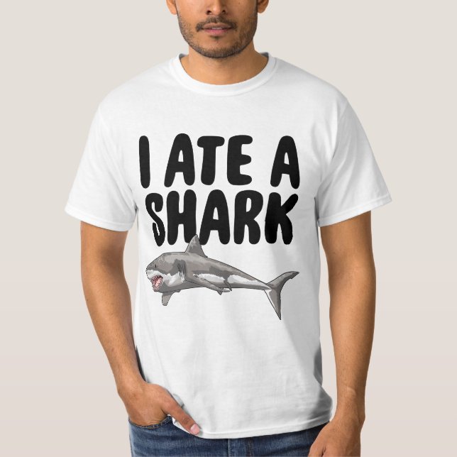 I 567t8e 567 8shark Tee Funny Women Celebration Gi (Framsida)