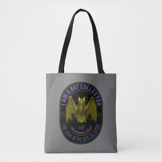 I am a bat collector crossbody bag tygkasse (Framsida)