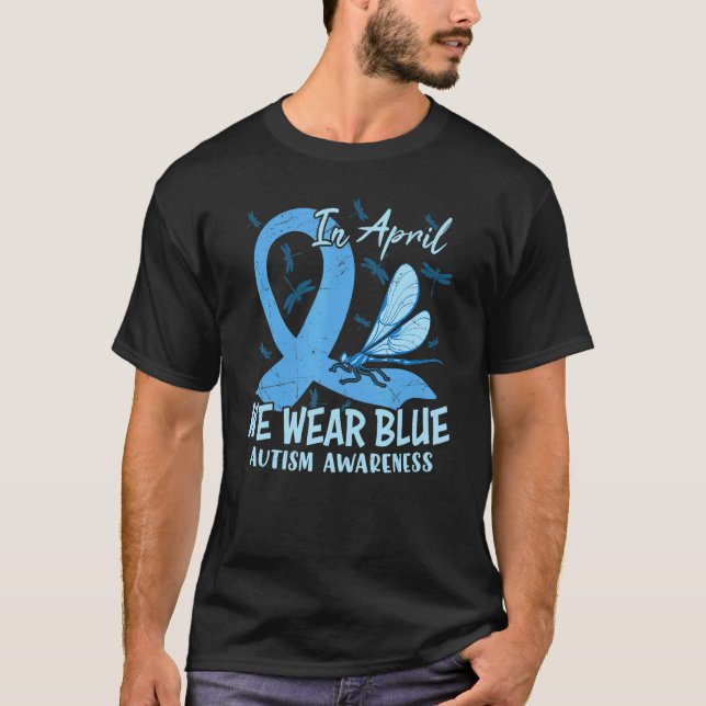 I april bär jag Blå Drakflyg Autism Acceptans & T Shirt (Framsida)