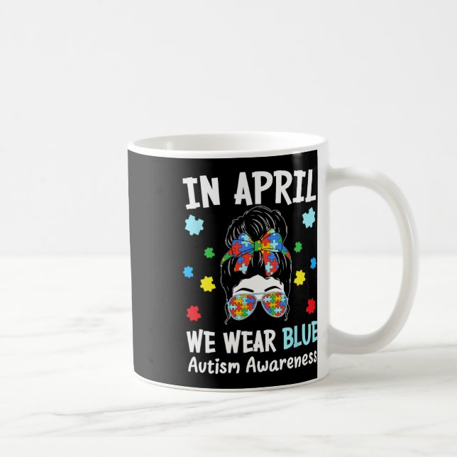I april Bära Blue Messy Bun Puzzle Biet Autis Kaffemugg (Höger)