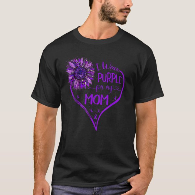 I Bära Lila för Alzheimers medvetandegrad i Mamma  T Shirt (Framsida)