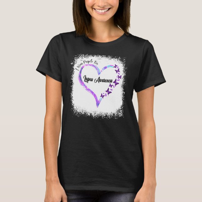 I Bära Lila for Lupus Awareness Butterfly Ribbon T Shirt (Framsida)