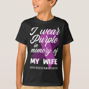 I Bära Lila i minnet för min fru Medveten överdose T Shirt