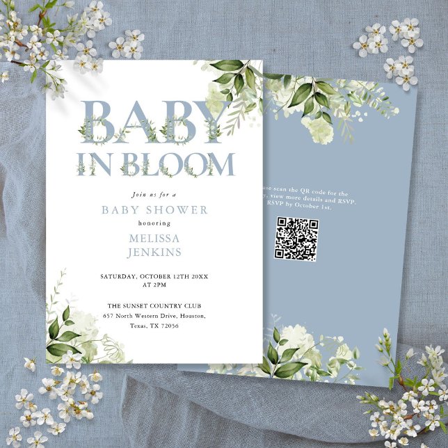 I Bloom Dusty Blue Greenery QR Code Baby Shower Inbjudningar (In Bloom Dusty Blue Greenery QR Code Baby Shower Invitation)