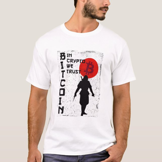 I Crypto We Trust- Bitcoin Samurai T Shirt (Framsida)