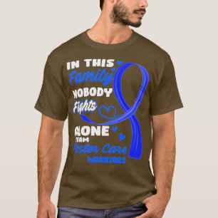 I den här familjen kämpar ingen mot Ensam Team Fos T Shirt