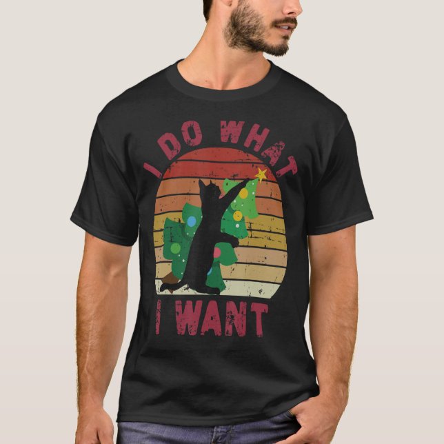 I Do What I Want Black Cat Christmas Tree Cat T Shirt (Framsida)