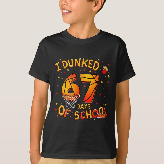 I Dunked 67 Days Of School Basketball Boys Kids  T Shirt (Framsida)