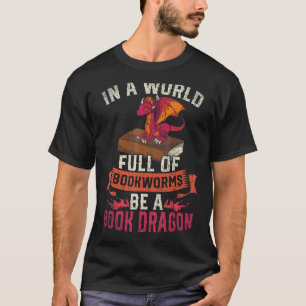 I en Fullt av bokmaskar är en drakregion i Bok T Shirt