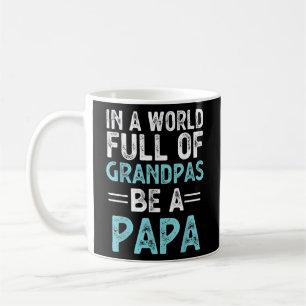 I en Fullt av morfar i Pappa är Far Kaffemugg