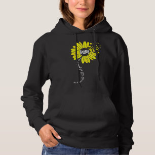 I en Fullt av mormor är det en grannisk Lycklig Mo T Shirt