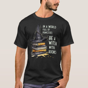 I en Fullt i världen är det en lek med Bok T Shirt