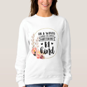 I en värld där man kan vara vad som helst är man s t shirt