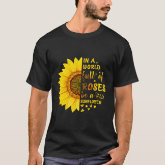 I en värld i Ro är Fullt ett T Shirt