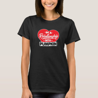I ett förhållande till pumpor t shirt