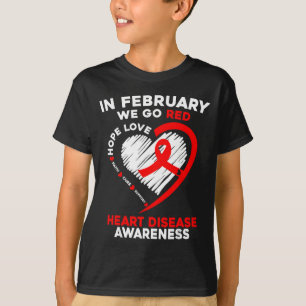 I februari går vi röd amerikansk hjärtsjukdom medv t shirt