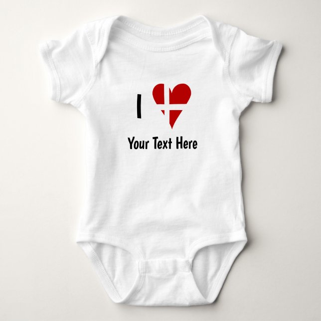 I (Funky Heart Shaped Danish Flag) Your Text T Shirt (Framsida)