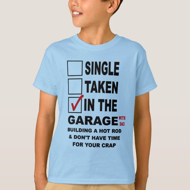 I GARAGE (MED PAPPAN) SOM BYGGER EN HOT ROD T SHIRT (Framsida)