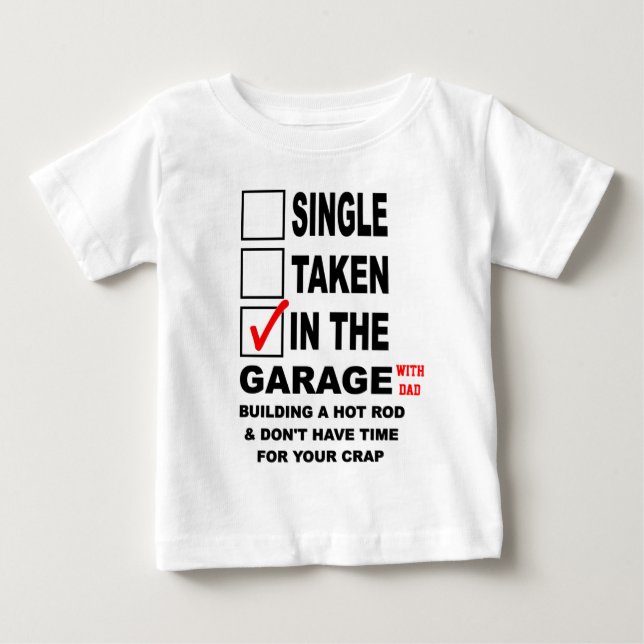 I GARAGE (MED PAPPAN) SOM BYGGER EN HOT ROD TEE (Framsida)