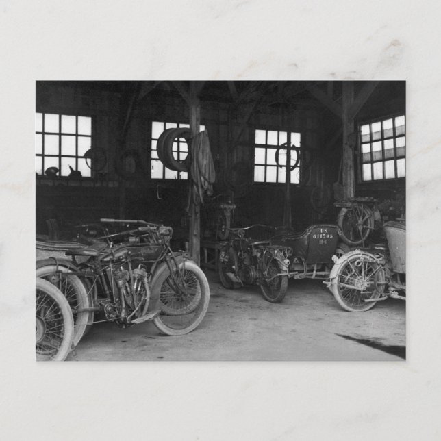 I Garage-Vintagen WWII Vykort (Framsida)