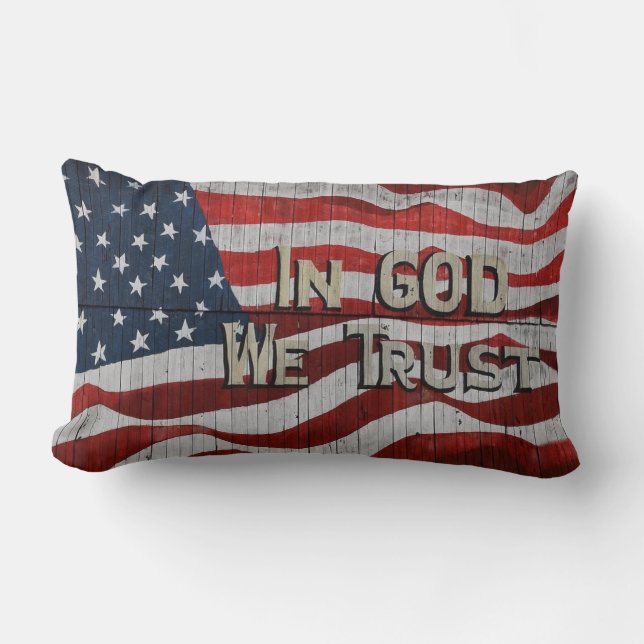 I Gud litar vi på Rustic Barn Board American Flagg Lumbarkudde (Framsida)