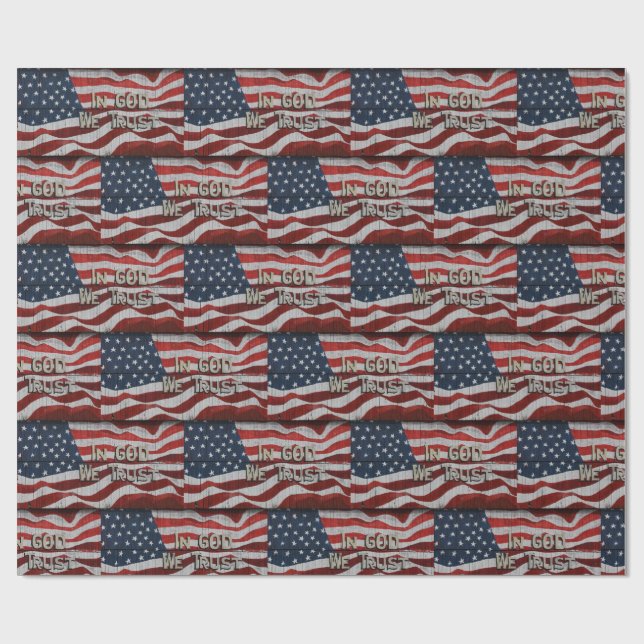 I Gud litar vi på Rustic Barn Board American Flagg Presentpapper (Platt)