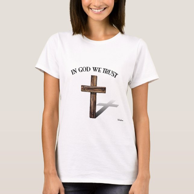 I Gud Vi Litar med robust kors Tee Shirt (Framsida)