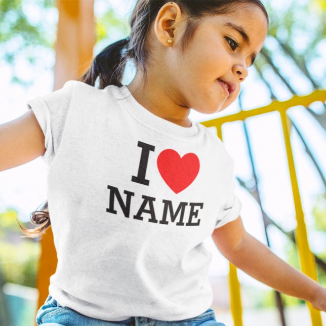 I Heart Namn T Shirt (Skapare uppladdad)