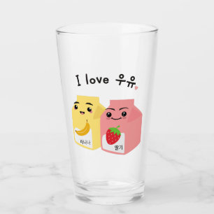 I kärlek 우 유. (uyu) Koreanska Banana & Strawberry Glaskopp