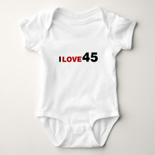 I Kärlek 45 Baby Bodykostym T Shirt