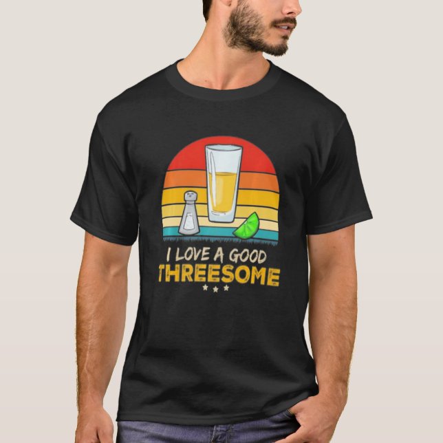 I Kärlek A Bra Thresome Drinking Bartending Barman T Shirt (Framsida)