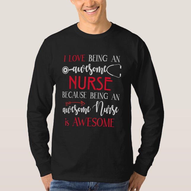 I Kärlek är en Fantastisk-näsa T Shirt (Framsida)