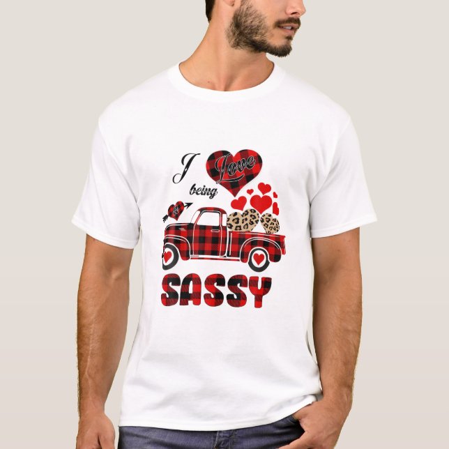 I Kärlek är jag en sassy Red Lastbil hjärtleopard  T Shirt (Framsida)