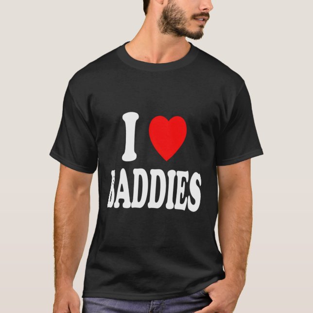 I Kärlek Baddies Attraktion Söt Oberoende T Shirt (Framsida)
