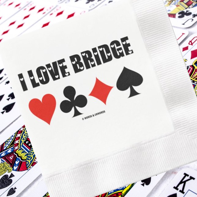 I Kärlek Bridge-Kostym med fyra kort Pappersservett (Memorable paper napkin for any bridge-themed event. Napkin shows the 4 card suits & "I Love Bridge")