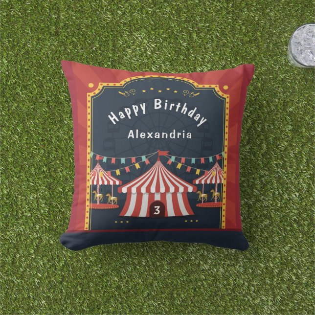 I Kärlek, Circus barnfödelsedag personaliseras Kudde (Gräs)