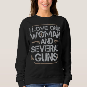 I Kärlek, en kvinna och flera vapen T Shirt
