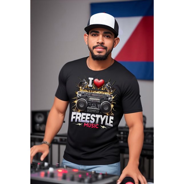I Kärlek Freestyle Music T Shirt (Skapare uppladdad)