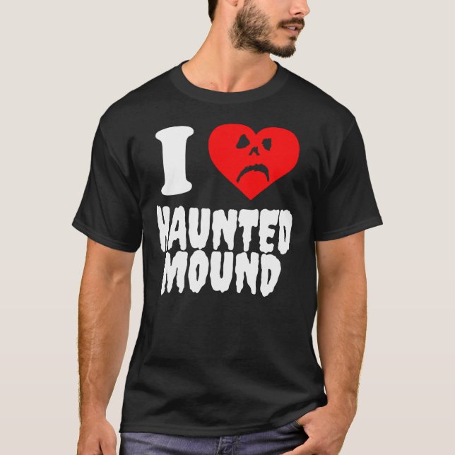 I Kärlek Haunted Mound Classic T-Shirt (Framsida)