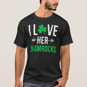 I Kärlek Hennes Shamrocks St patrick's day Par Rol T Shirt