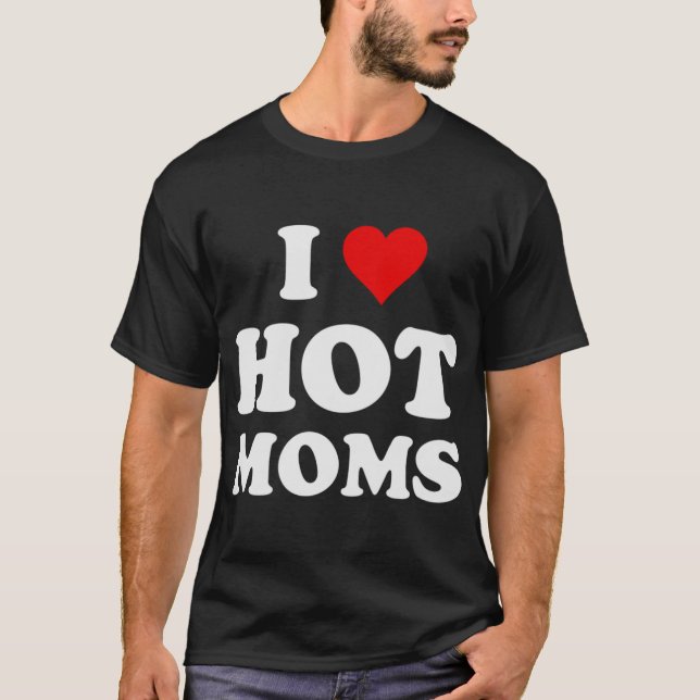 I Kärlek Hett Mammor Funny T Shirt (Framsida)