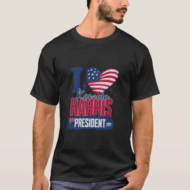 I Kärlek Kamala Harris 2024 för president USA flag T Shirt (Framsida)