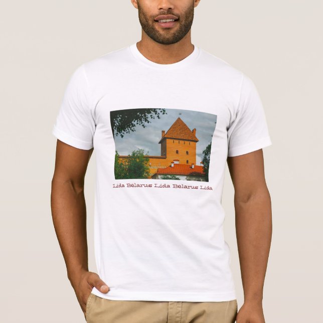 I Kärlek Lida Belarus Architecture Castle T Shirt (Framsida)