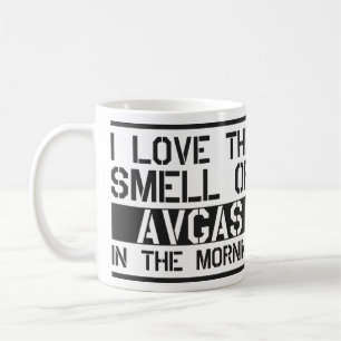 i kärlek lukten av avgas på morgonen kaffemugg