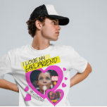 I kärlek, min anpassningsbar för flickvän, fototex t shirt<br><div class="desc">Skapa din egen i kärlek min flickvänskjorta. Den här skjortan kan vara en skurk, rolig bf-årsjubileum. Tvinga din pojkvän att bära den här toppen. Han kommer att få många komplimanger i skolan och på Instagram. Skjortan "I kärlek min flickvän" är den sista trenden på TikTok, ta foton och videoklipp med...</div>