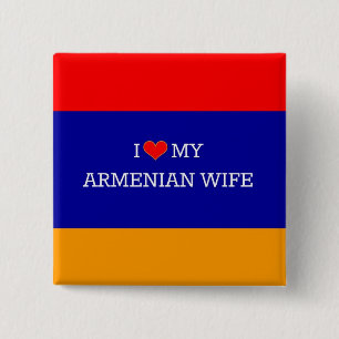 I Kärlek Min armeniska fru, Armeniska Flagga Knapp