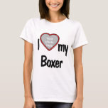 I Kärlek min Boxer Cute Sweet Heart Photo Ram T Shirt<br><div class="desc">Den här roligten kan du visa hur mycket du kärlek din boxare! Skjortan har en roligt hjärtformade fotodroppe i ram där du kan ladda upp ett foto av din egen boxare. Hundälskarna kommer att falla i kärlek med roligtens anpassade t-shirt som gör att du kan ladda upp ditt eget bild....</div>